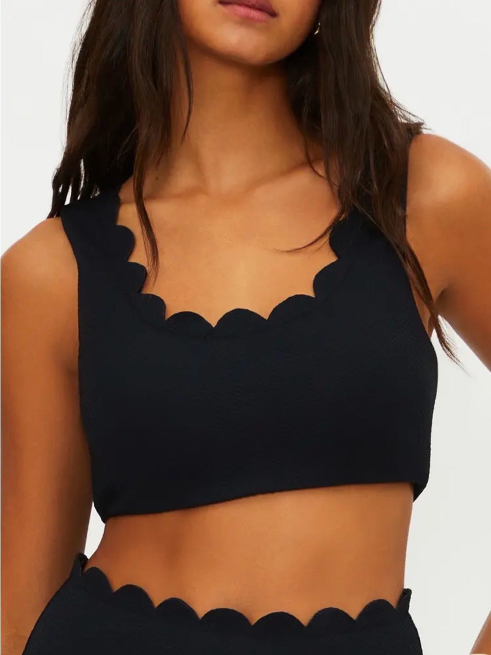 NWT Beach Riot Madison Scallop Bikini Top Black M $98